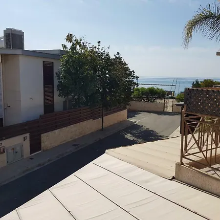 Beach Maisonette Star